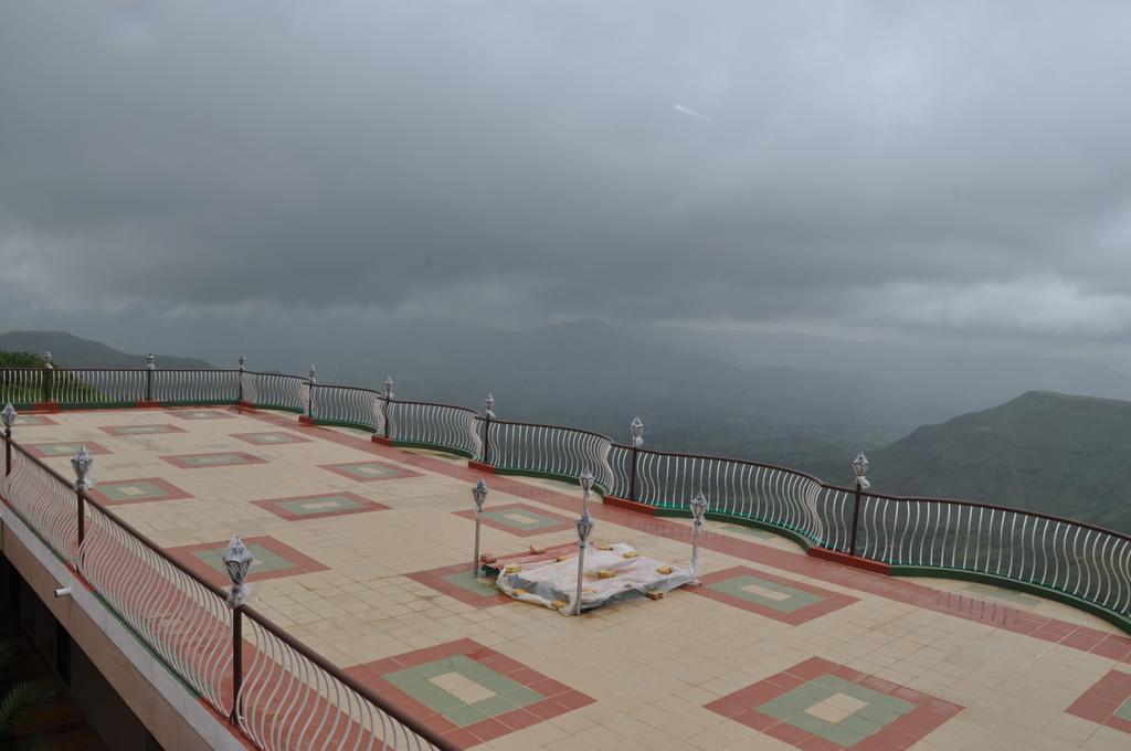 Raval Bunglow Panchgani Exterior photo