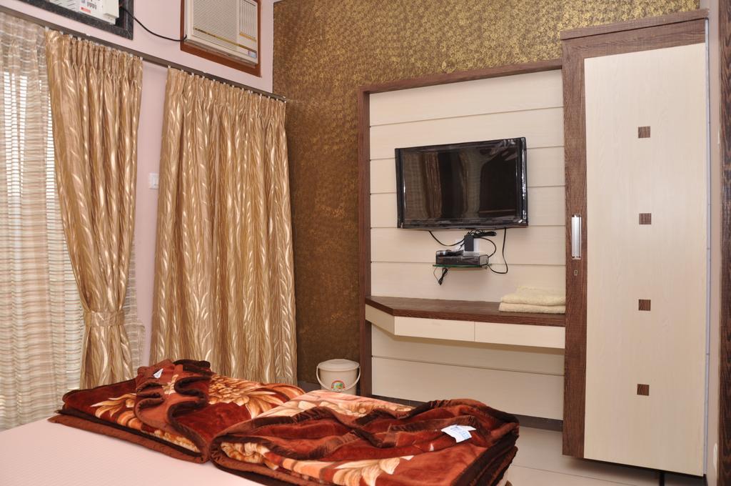 Raval Bunglow Panchgani Exterior photo